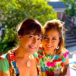 Meet your Poshers, Gayle and Leslie